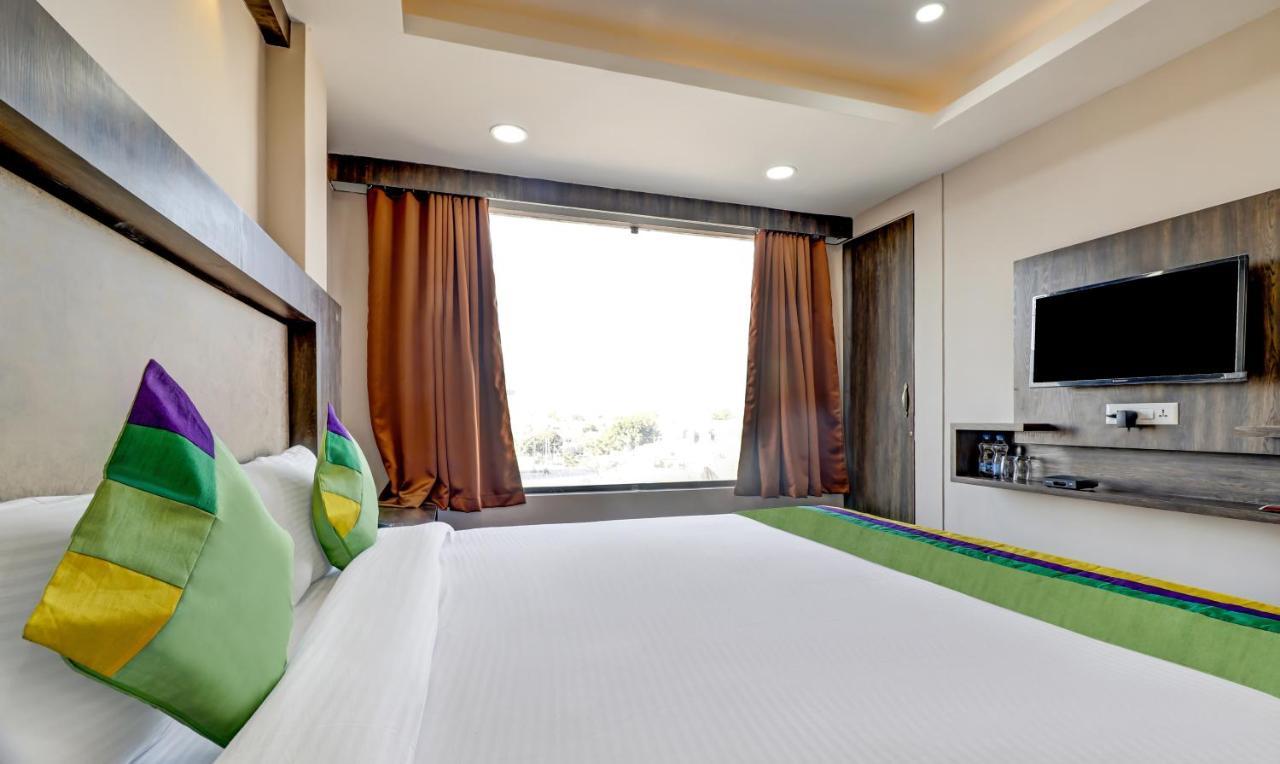 Hotel Bikalal, Биканер Экстерьер фото